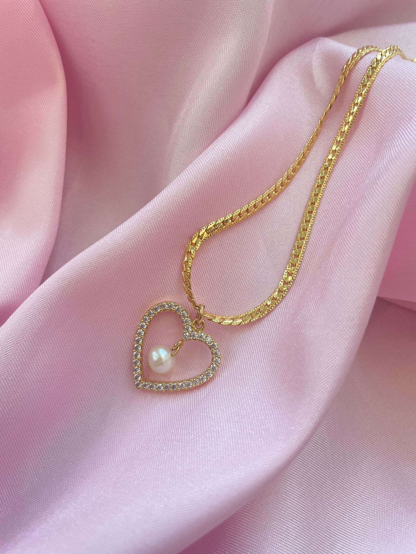 Pearl heart necklace
