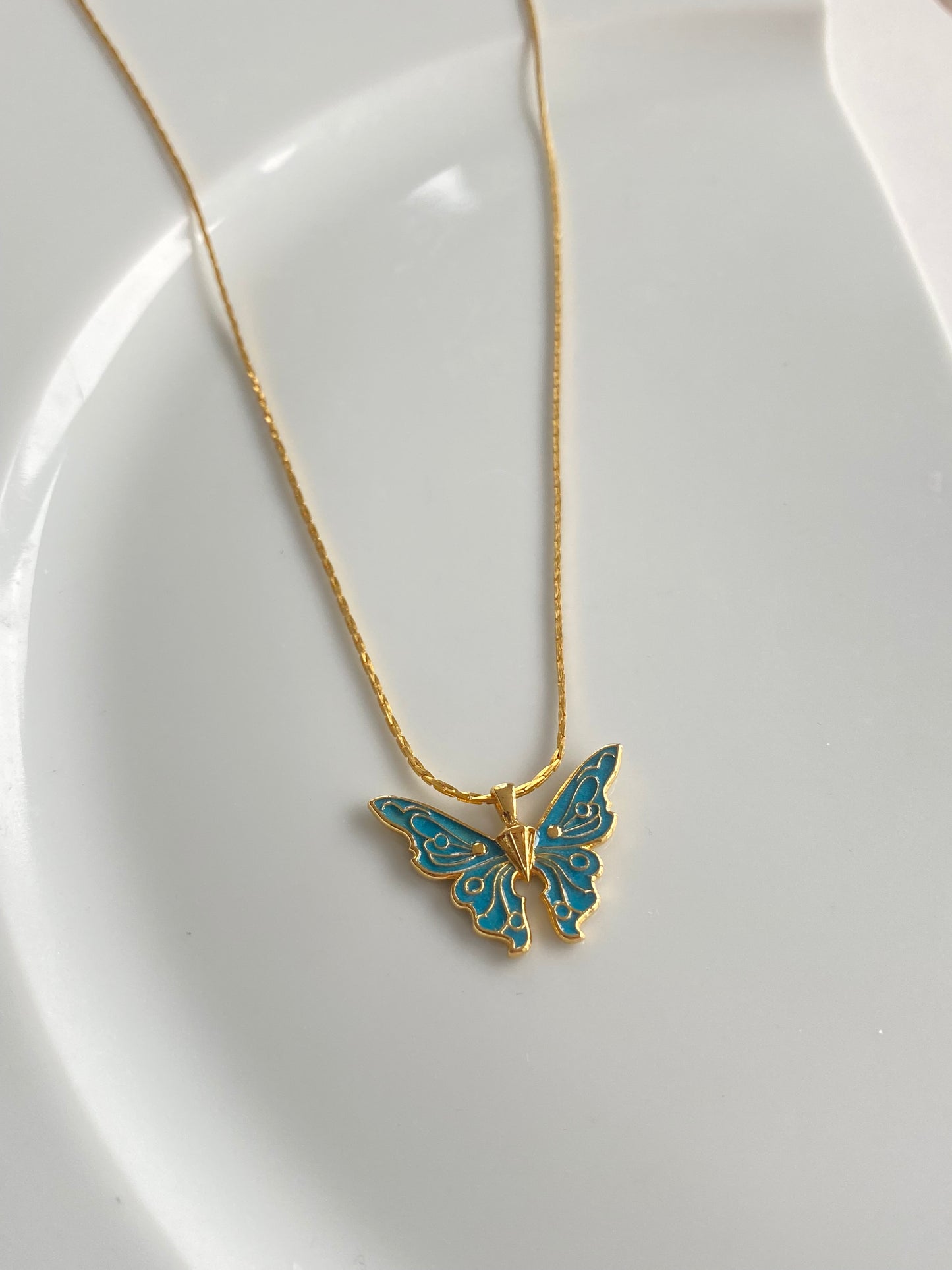 Fairytopia barbie butterfly necklace