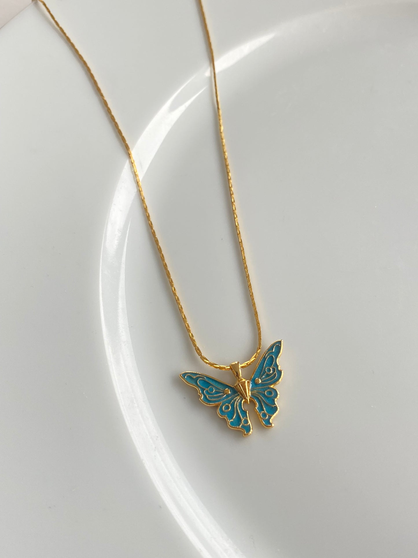 Fairytopia barbie butterfly necklace