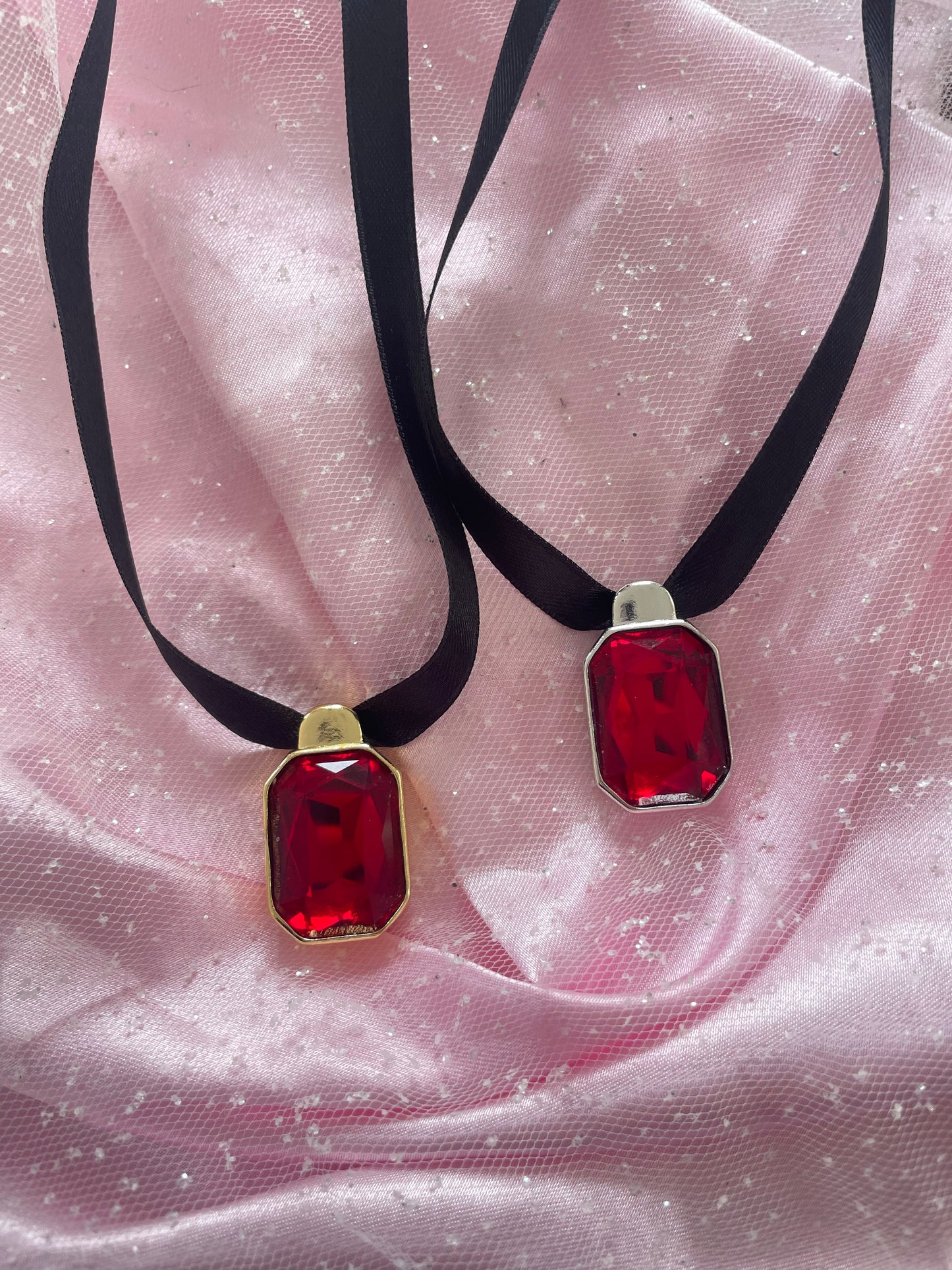 The Dazzlings necklace (2nd version, ribbon version)